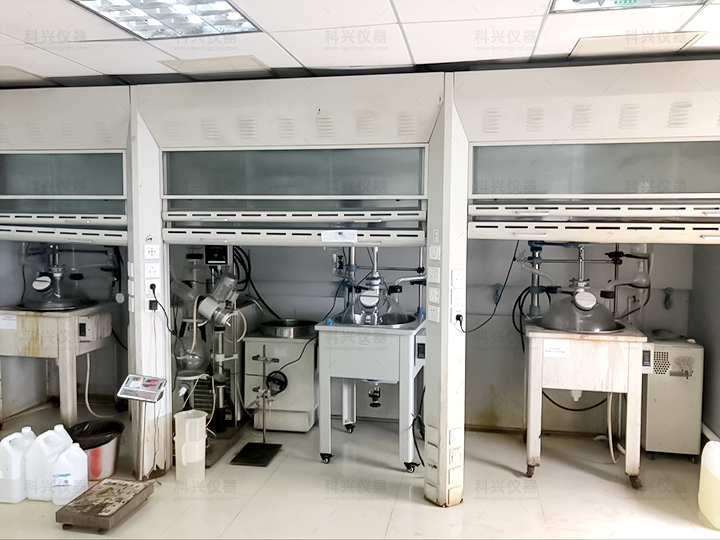 上?？婆d儀器與某公司合作